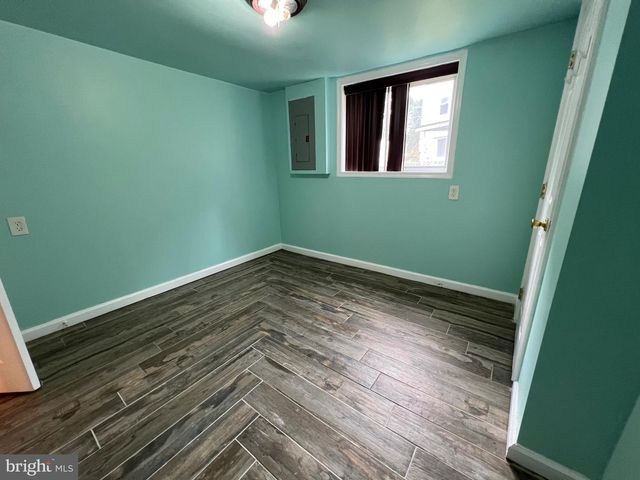 2408 FAIRHAVEN AVE, Alexandria, VA 22303