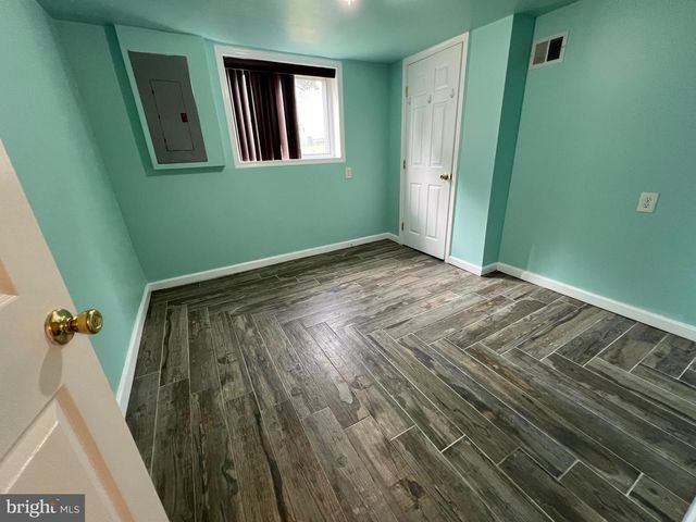 2408 FAIRHAVEN AVE, Alexandria, VA 22303