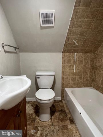 2408 FAIRHAVEN AVE, Alexandria, VA 22303