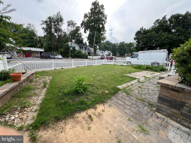 2408 FAIRHAVEN AVE, Alexandria, VA 22303