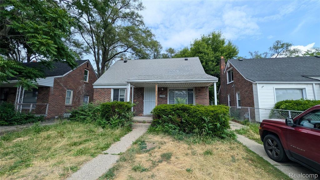 19922 Southfield Road, Detroit, MI 48235