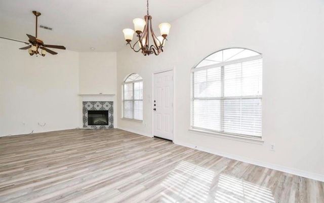 12755 Mill Ridge Dr 905, Cypress, TX 77429