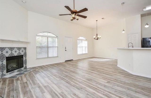 12755 Mill Ridge Dr 905, Cypress, TX 77429