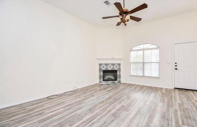 12755 Mill Ridge Dr 905, Cypress, TX 77429