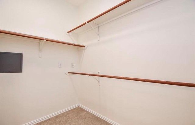 12755 Mill Ridge Dr 905, Cypress, TX 77429