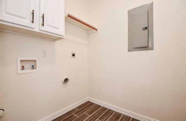 12755 Mill Ridge Dr 905, Cypress, TX 77429