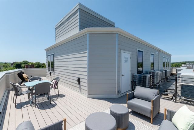 80 Broadway PH, Arlington, MA 02474