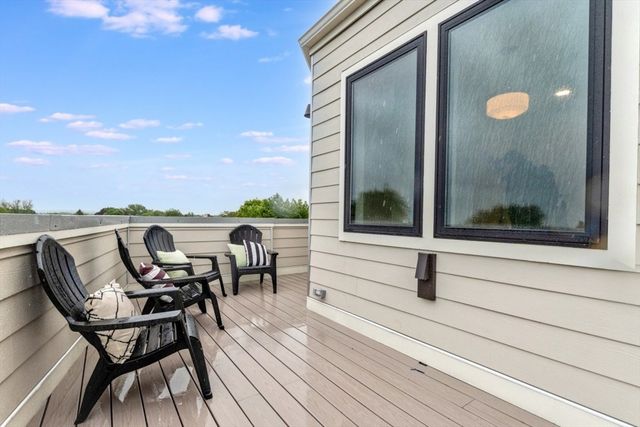 80 Broadway PH, Arlington, MA 02474