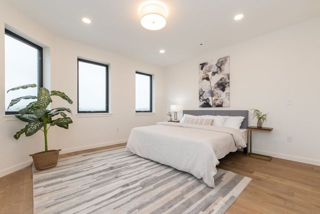 80 Broadway PH, Arlington, MA 02474