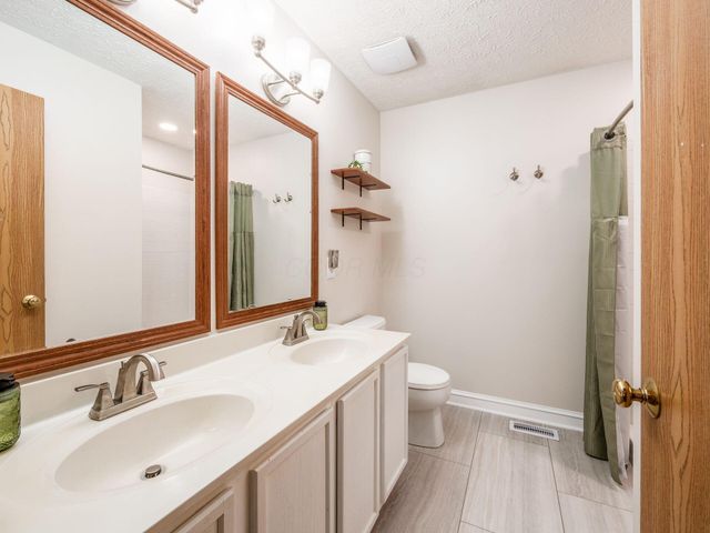677 Lehner Woods Boulevard, Delaware, OH 43015