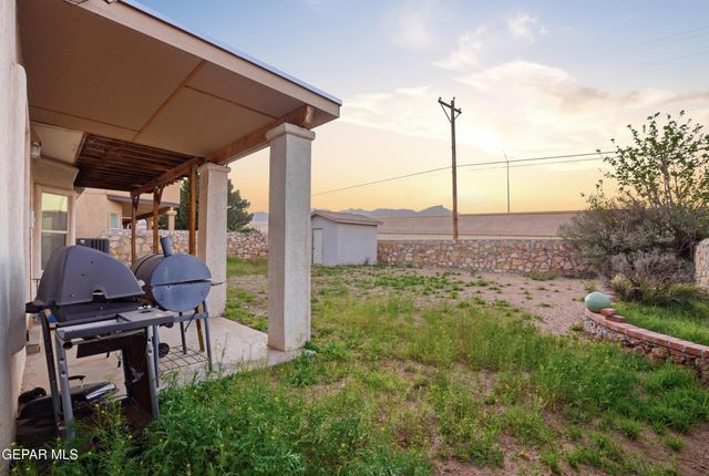 10725 PLEASANT SAND Drive, El Paso, TX 79924