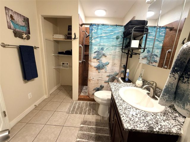 9520 Seawall Boulevard 234, Galveston, TX 77554