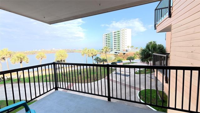 9520 Seawall Boulevard 234, Galveston, TX 77554