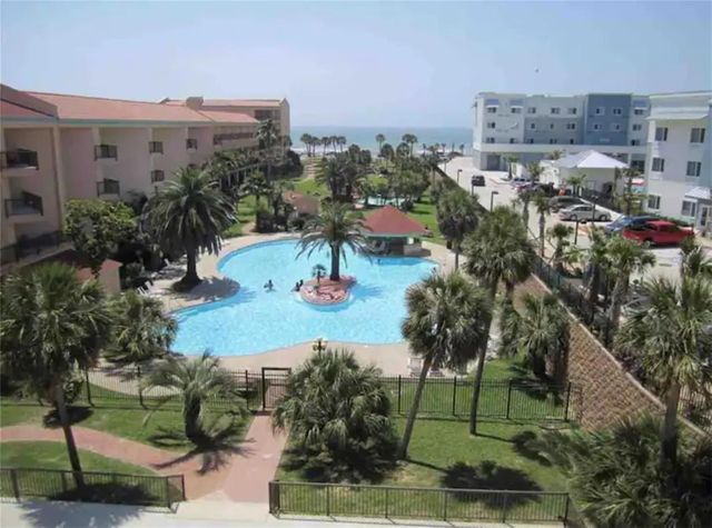 9520 Seawall Boulevard 234, Galveston, TX 77554