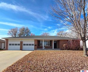 915 N 20th Street, Beatrice, NE 68310