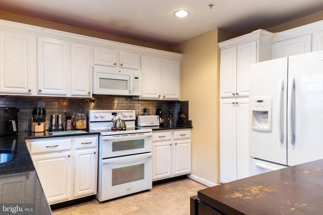 1400 ESTELLE DR, Oxon Hill, MD 20745