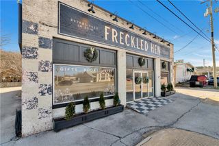 1904 & 1908 N College Avenue, Fayetteville, AR 72703