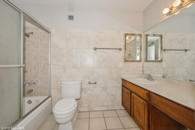 745 North Royal Crest Circle 157, Las Vegas, NV 89169