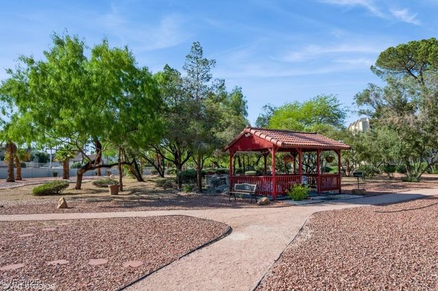 745 North Royal Crest Circle 157, Las Vegas, NV 89169