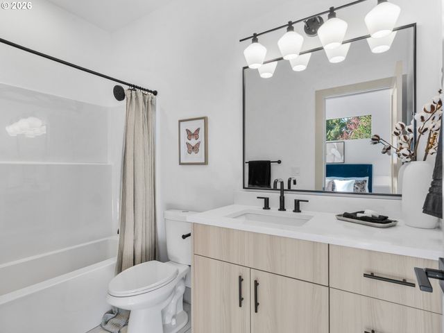 1245 Sw Hume Ct, Portland, OR 97219