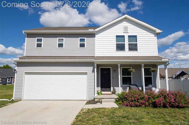 2207 Legacy Drive, Burton, MI 48519