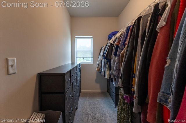 2207 Legacy Drive, Burton, MI 48519