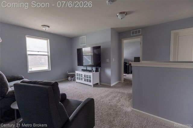 2207 Legacy Drive, Burton, MI 48519