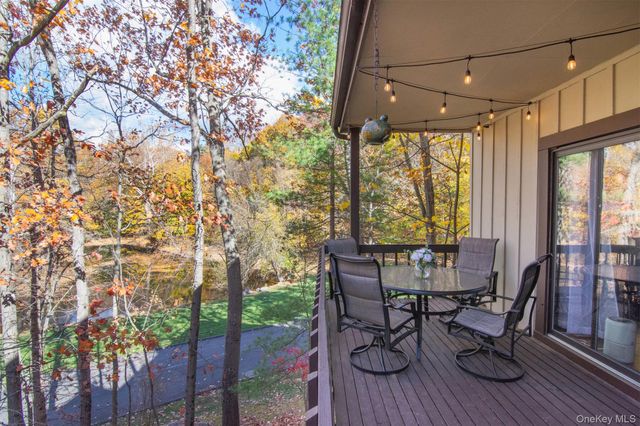 372 Birch Lane, Irvington, NY 10533