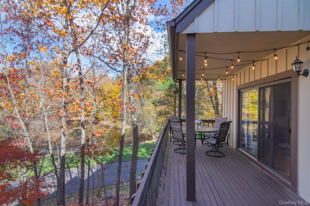 372 Birch Lane, Irvington, NY 10533