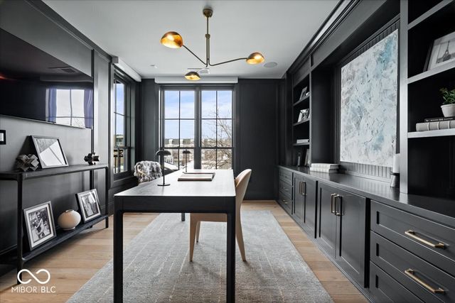 41 N Rangeline Road 306, Carmel, IN 46032