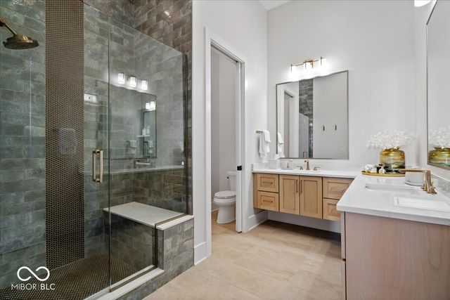 41 N Rangeline Road 306, Carmel, IN 46032