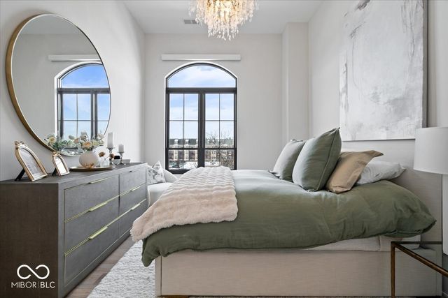 41 N Rangeline Road 306, Carmel, IN 46032