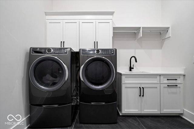 41 N Rangeline Road 306, Carmel, IN 46032