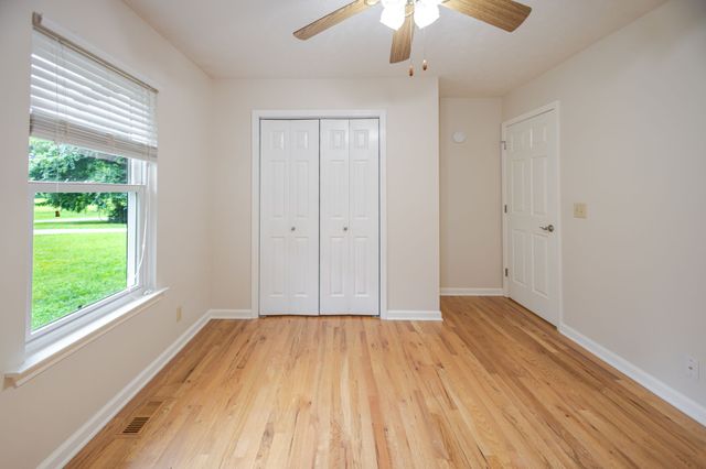 131 Avalon Dr, Shelbyville, TN 37160
