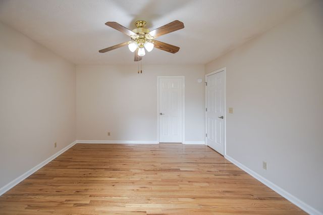 131 Avalon Dr, Shelbyville, TN 37160