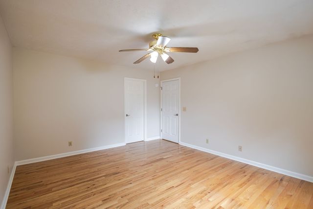 131 Avalon Dr, Shelbyville, TN 37160