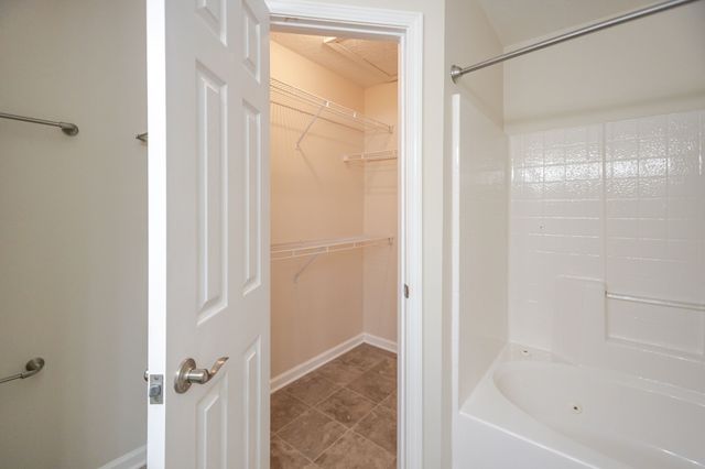 131 Avalon Dr, Shelbyville, TN 37160