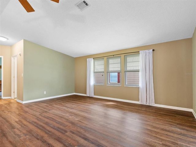 1417 E SCHWARTZ BOULEVARD, The Villages, FL 32159