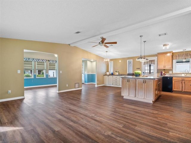 1417 E SCHWARTZ BOULEVARD, The Villages, FL 32159