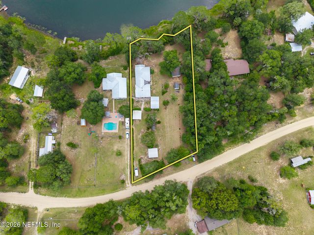214 MIRROR LAKE Drive, Interlachen, FL 32148