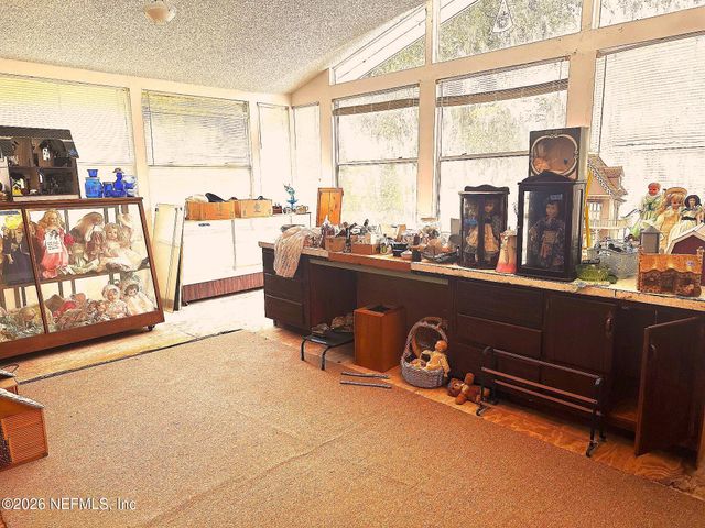 214 MIRROR LAKE Drive, Interlachen, FL 32148