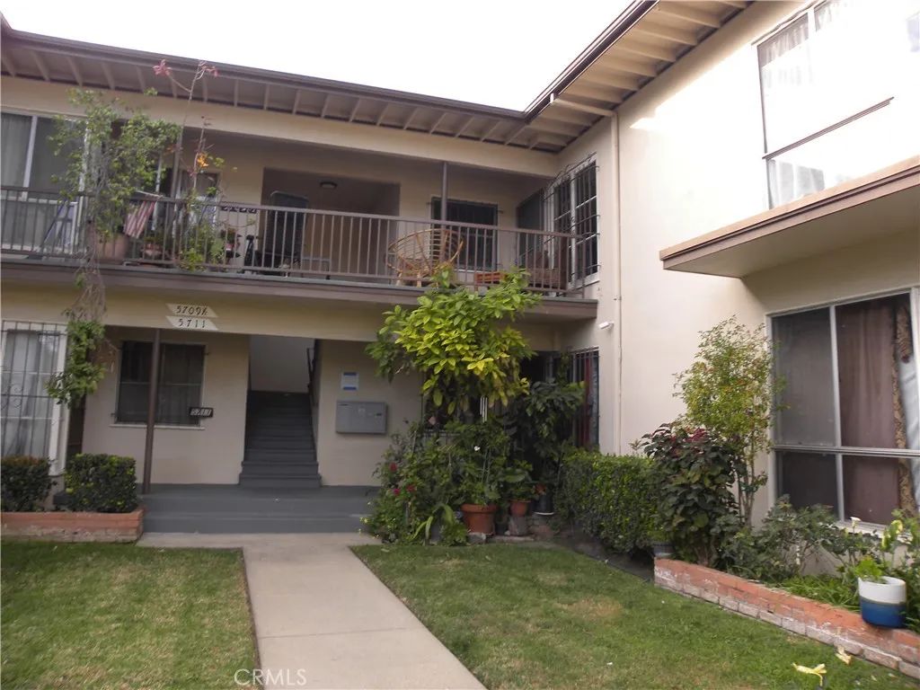 5709 Clemson, Los Angeles, CA 90016