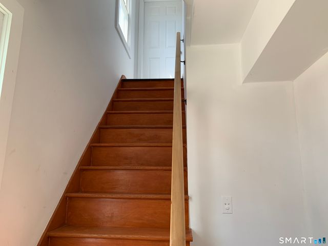 422-424 Dixwell Avenue 2, New Haven, CT 06511