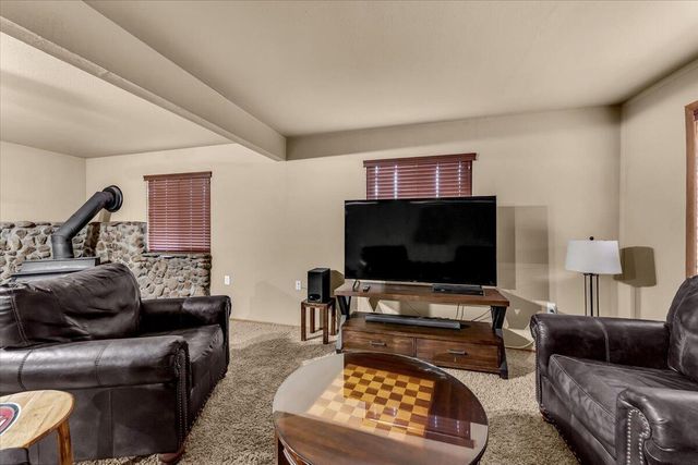 8504 Oak Terrace Lane, Millville, CA 96062