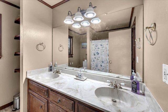 8504 Oak Terrace Lane, Millville, CA 96062