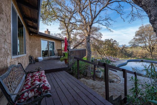 8504 Oak Terrace Lane, Millville, CA 96062