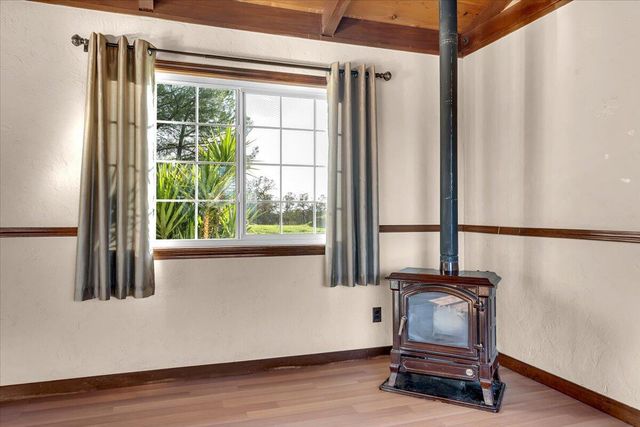 8504 Oak Terrace Lane, Millville, CA 96062