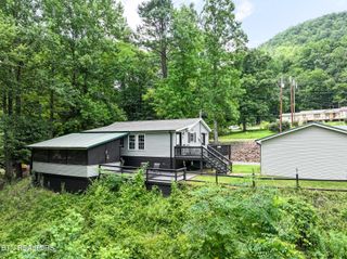 149 Giles Rd, Cosby, TN 37722