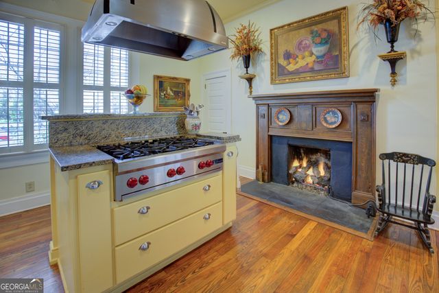 5160 Echols St NW, Covington, GA 30014