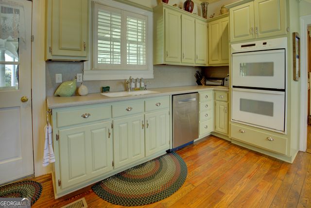 5160 Echols St NW, Covington, GA 30014